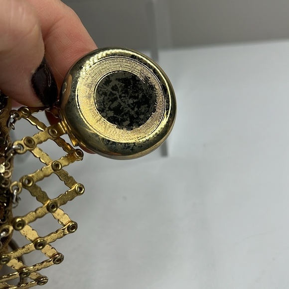 Whiting and Davis Gold Chain Mesh Link Expandable Top Pop Beggars Crossbody Bag - Picture 9 of 11